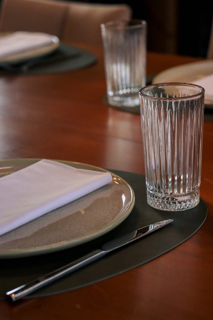 Mesa posta prática para o dia a dia